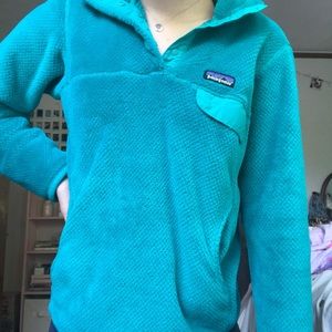 Patagonia fuzzy pullover